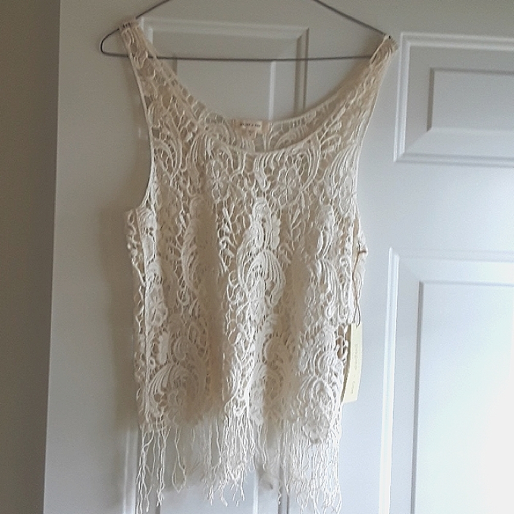 Women's Paperand Tee Lacy crocheted fringed tank top Size Large